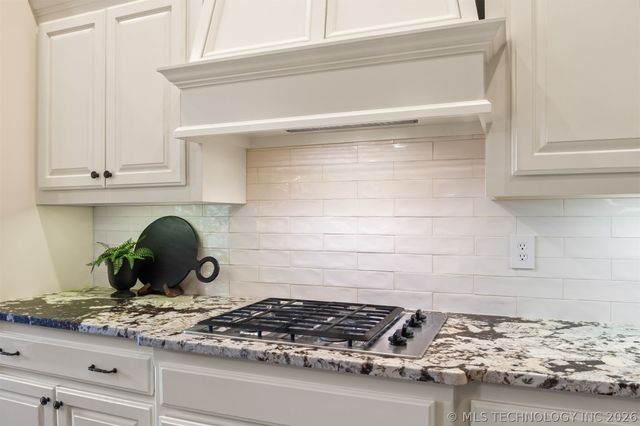 10371 E 123rd Place S, Bixby, OK 74008