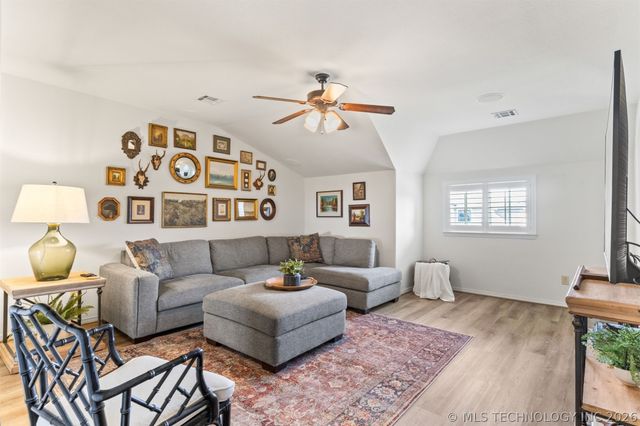 10371 E 123rd Place S, Bixby, OK 74008