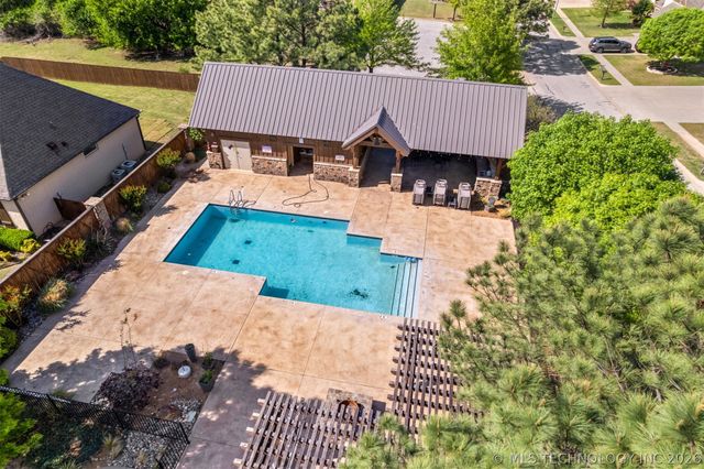 10371 E 123rd Place S, Bixby, OK 74008