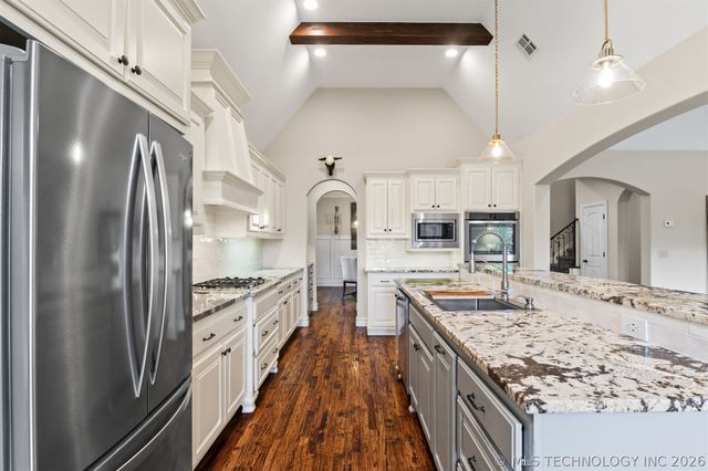 10371 E 123rd Place S, Bixby, OK 74008