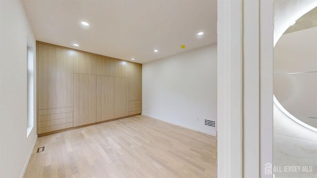 93 Buckley Road, Marlboro, NJ 07746