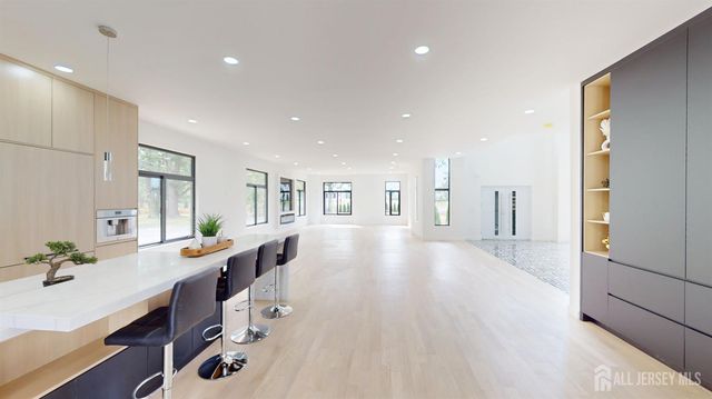 93 Buckley Road, Marlboro, NJ 07746