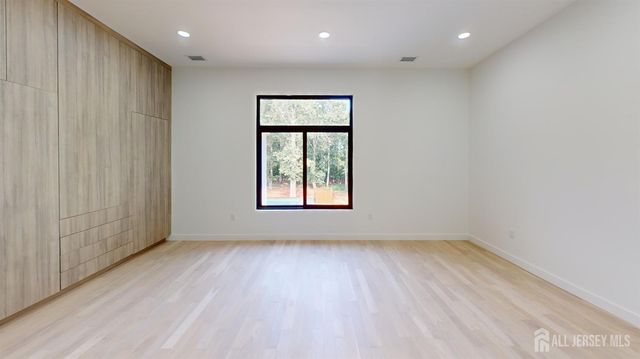 93 Buckley Road, Marlboro, NJ 07746