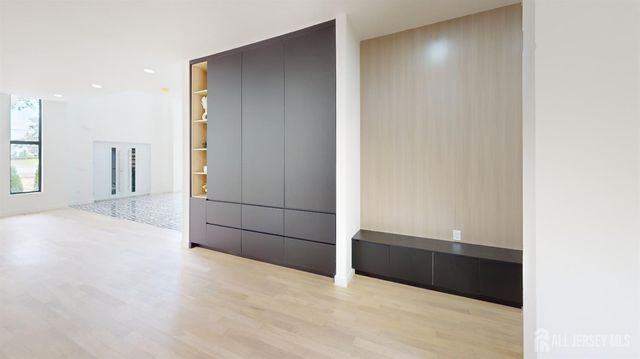 93 Buckley Road, Marlboro, NJ 07746