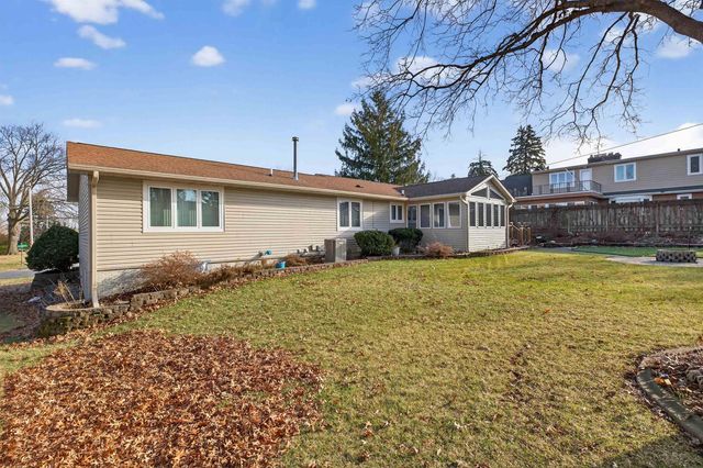 2204 Easley Street, Waterloo, IA 50702