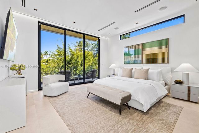 325 W 63rd Street, Miami Beach, FL 33141