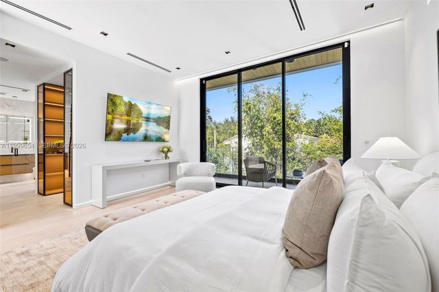 325 W 63rd Street, Miami Beach, FL 33141