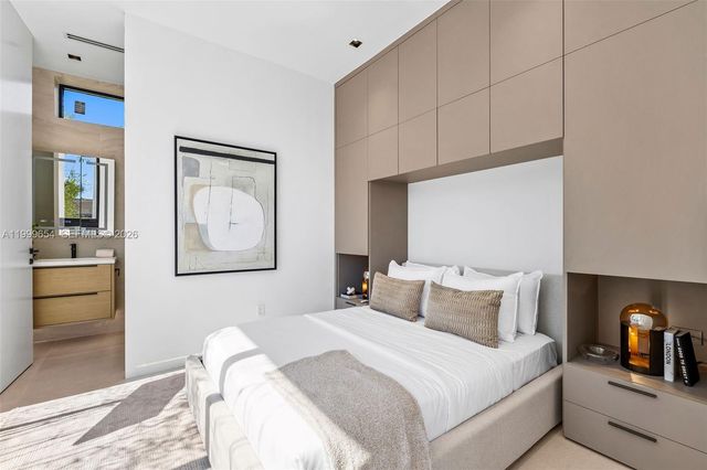 325 W 63rd Street, Miami Beach, FL 33141
