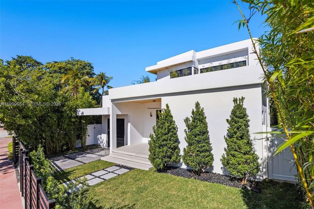 325 W 63rd Street, Miami Beach, FL 33141