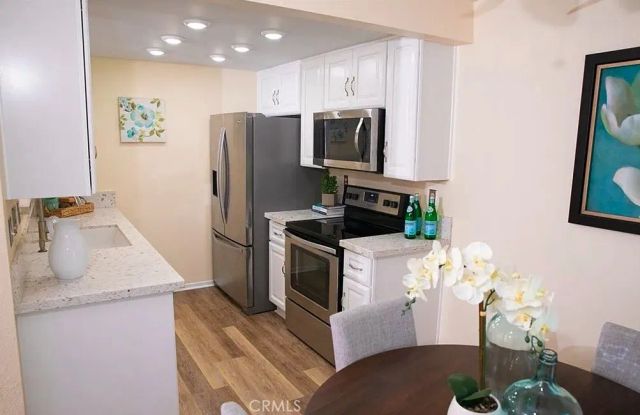 638 Bridgeport, Fullerton, CA 92833