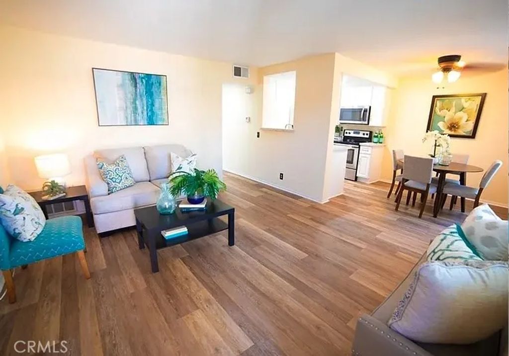 638 Bridgeport, Fullerton, CA 92833