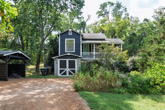 4115 Moss Rose Dr, Nashville, TN 37216