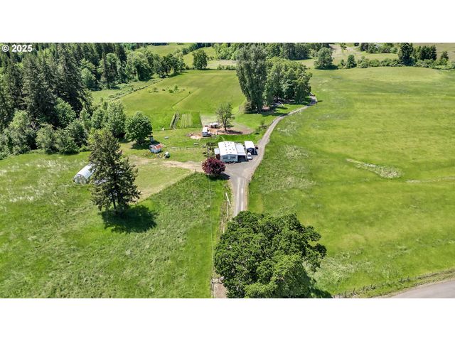 85182 COYOTE CREEK Rd, Eugene, OR 97402