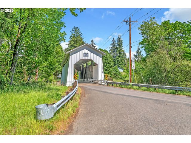 85182 COYOTE CREEK Rd, Eugene, OR 97402