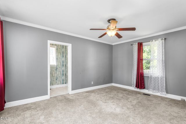 2442 Hoskins Road, Burlington, NC 27215