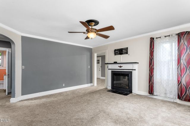 2442 Hoskins Road, Burlington, NC 27215