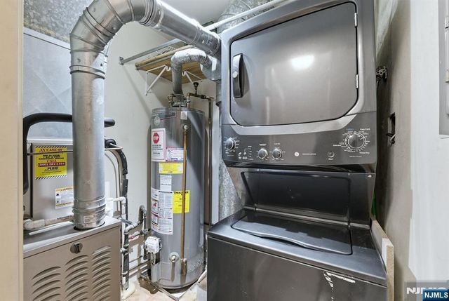 192 Burnett Avenue 15, Maplewood, NJ 07040