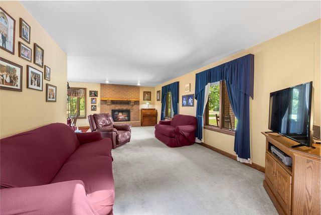 1178 London Road, West Jefferson, OH 43162