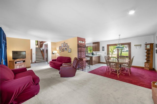 1178 London Road, West Jefferson, OH 43162