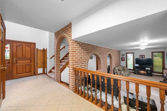 1178 London Road, West Jefferson, OH 43162