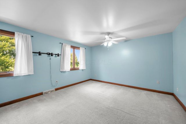1178 London Road, West Jefferson, OH 43162