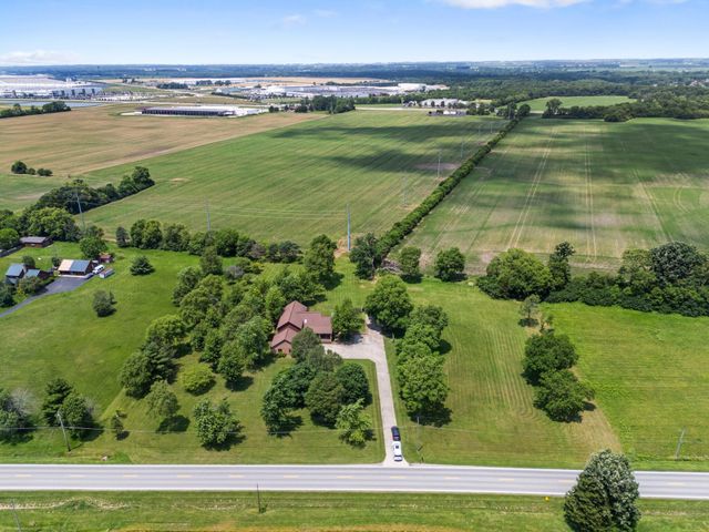 1178 London Road, West Jefferson, OH 43162