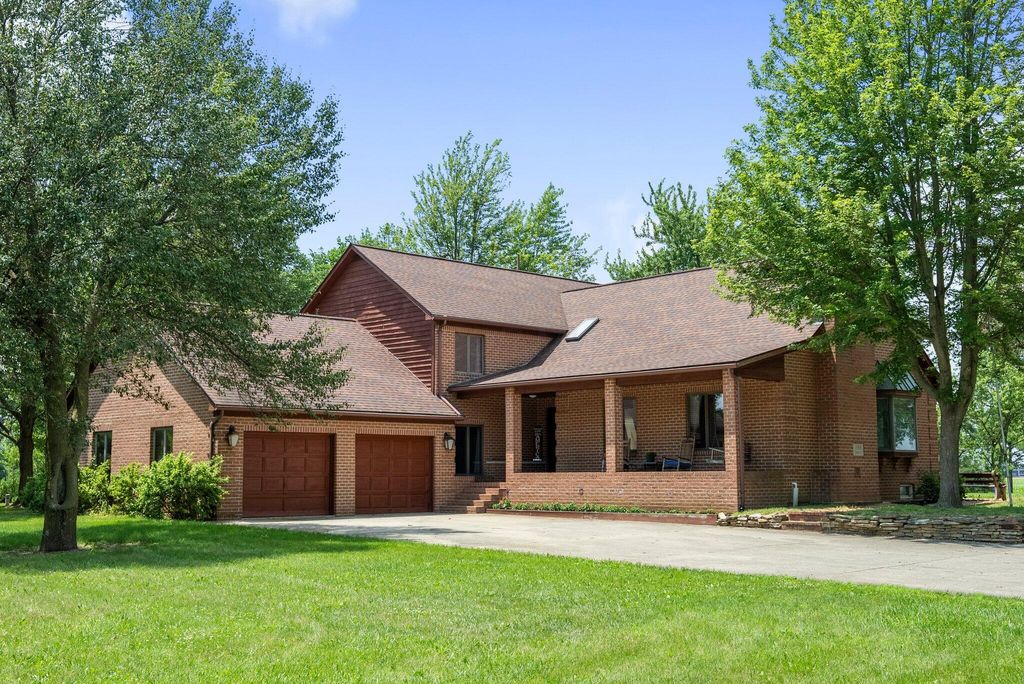 1178 London Road, West Jefferson, OH 43162