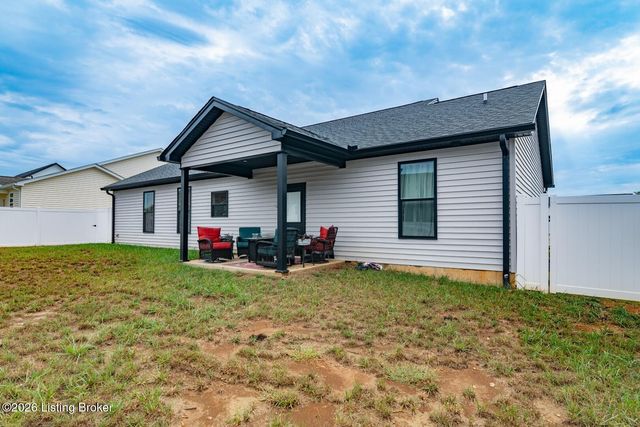 58 Robert Allen Ln, Brandenburg, KY 40108