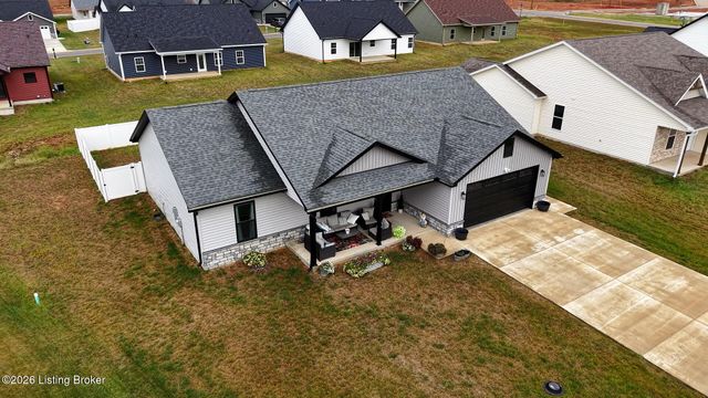58 Robert Allen Ln, Brandenburg, KY 40108