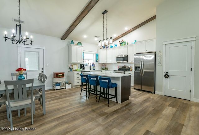 58 Robert Allen Ln, Brandenburg, KY 40108
