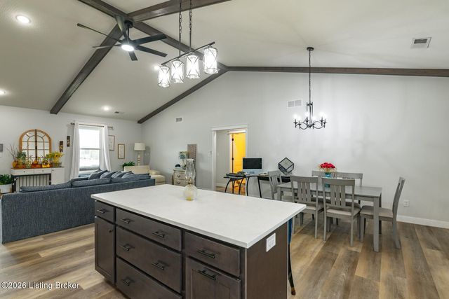 58 Robert Allen Ln, Brandenburg, KY 40108