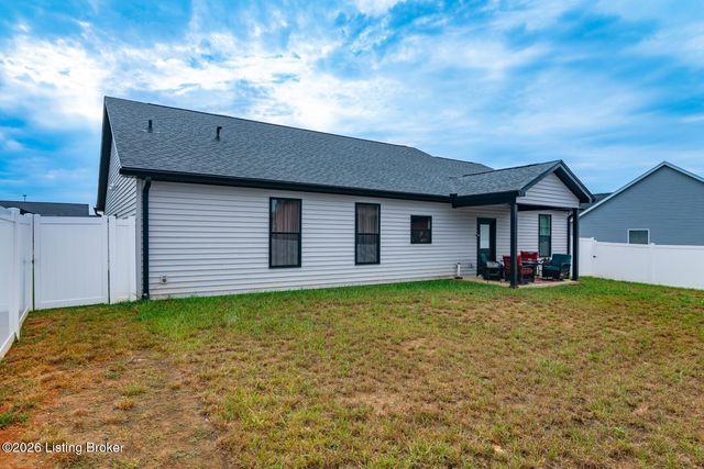 58 Robert Allen Ln, Brandenburg, KY 40108