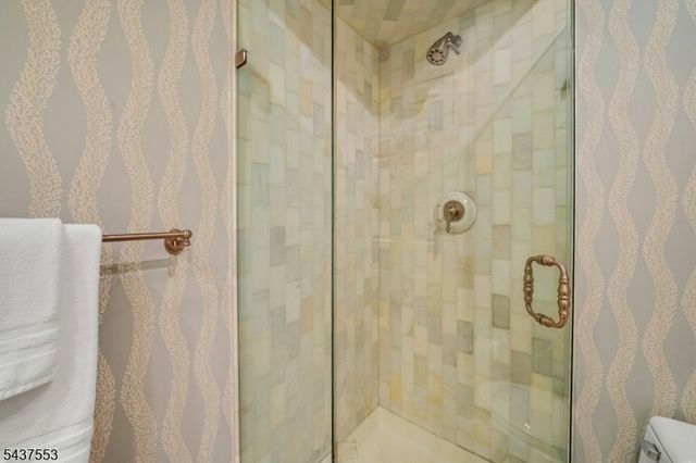 105 Roseland Ave 1601, Caldwell Boro Twp., NJ 07006
