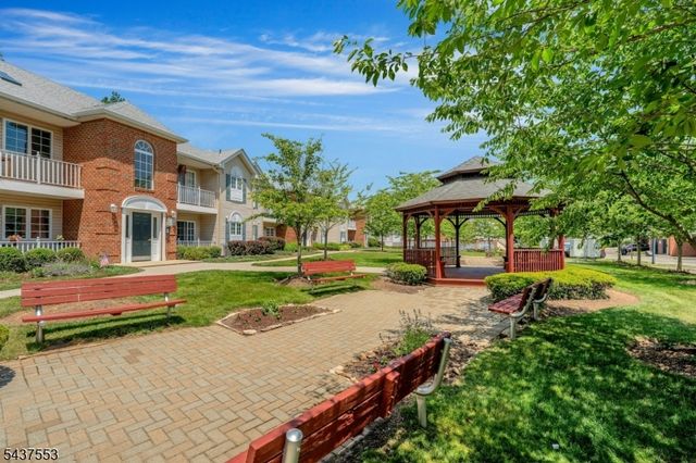 105 Roseland Ave 1601, Caldwell Boro Twp., NJ 07006