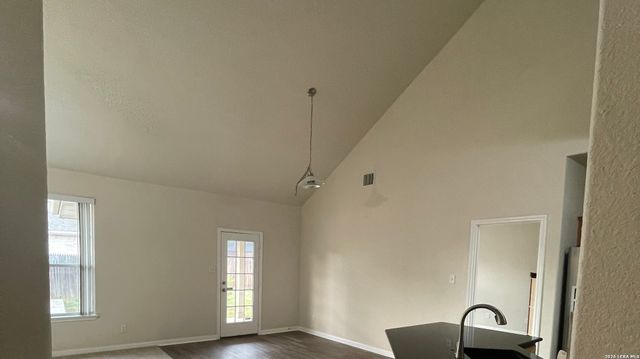 1202 Murray Winn, Windcrest, TX 78239