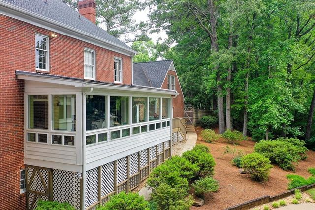 625 River Chase Point, Atlanta, GA 30328