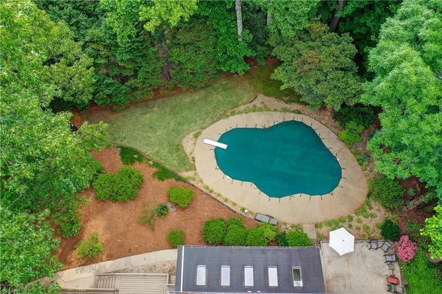 625 River Chase Point, Atlanta, GA 30328
