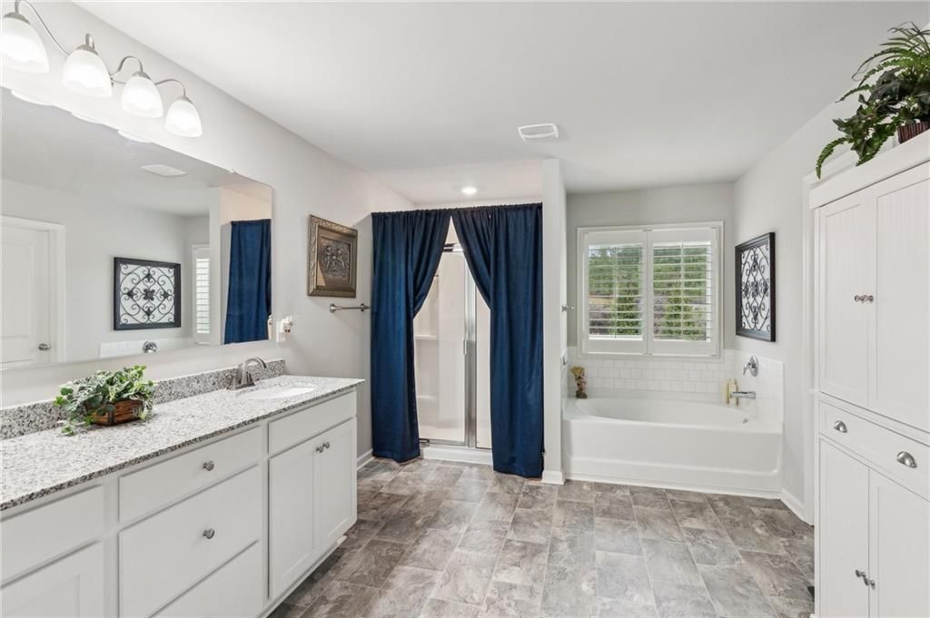 Image 22 of property listing at 4365 Sunflower Circle, Cumming, GA 30040