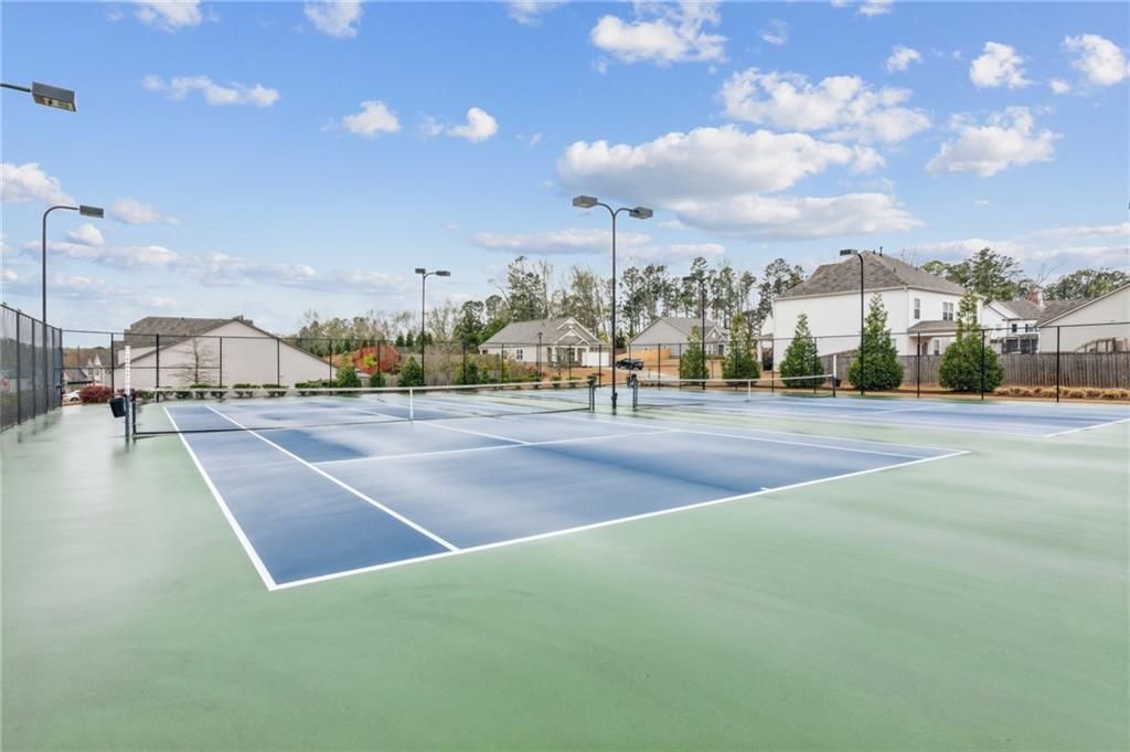 Image 38 of property listing at 4365 Sunflower Circle, Cumming, GA 30040