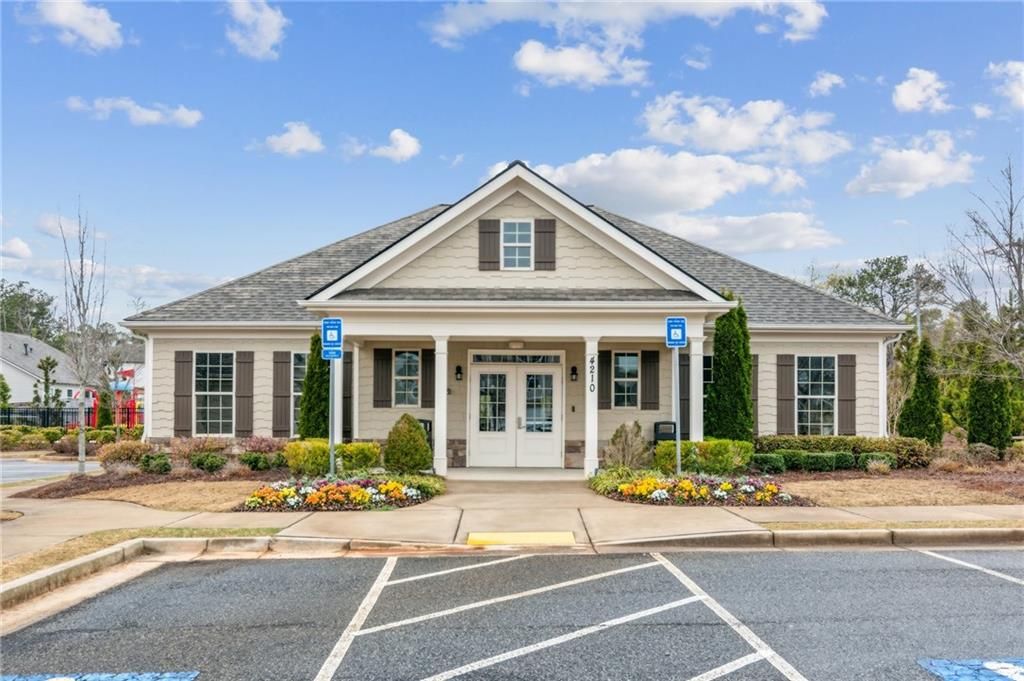 Image 41 of property listing at 4365 Sunflower Circle, Cumming, GA 30040