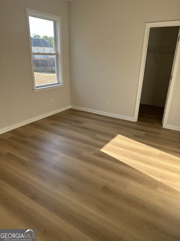 126 Horseshoe Lane, Hiram, GA 30141