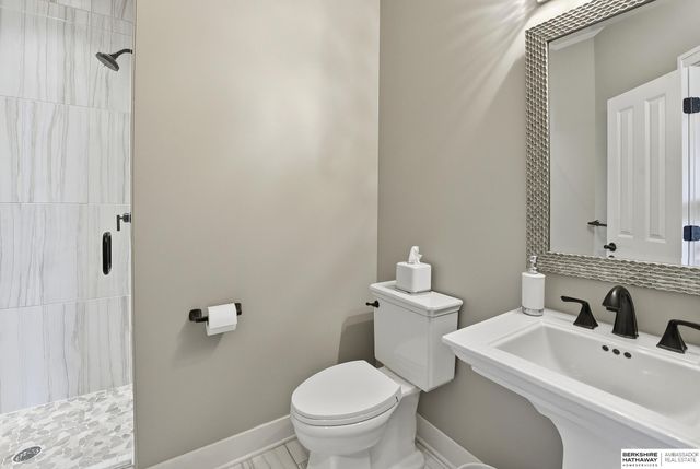 1156 S 212th Circle, Elkhorn, NE 68022