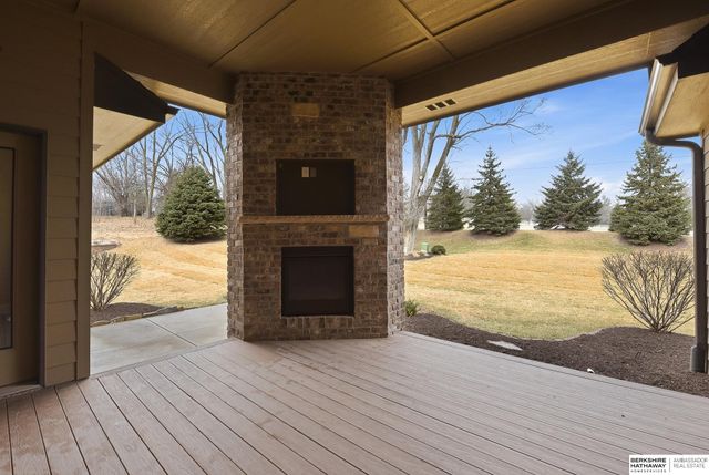 1156 S 212th Circle, Elkhorn, NE 68022