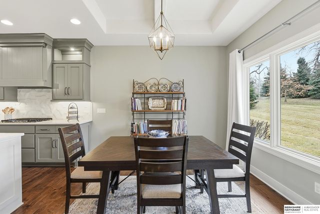 1156 S 212th Circle, Elkhorn, NE 68022