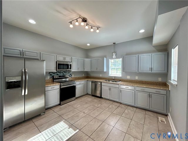 1421 Mechanicsville Tpke, Richmond, VA 23223