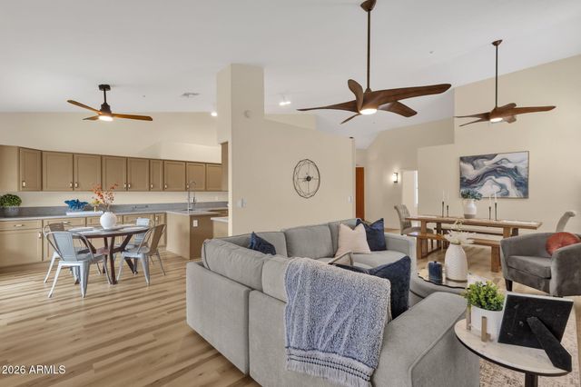 9827 E BLANCHE Drive, Scottsdale, AZ 85260