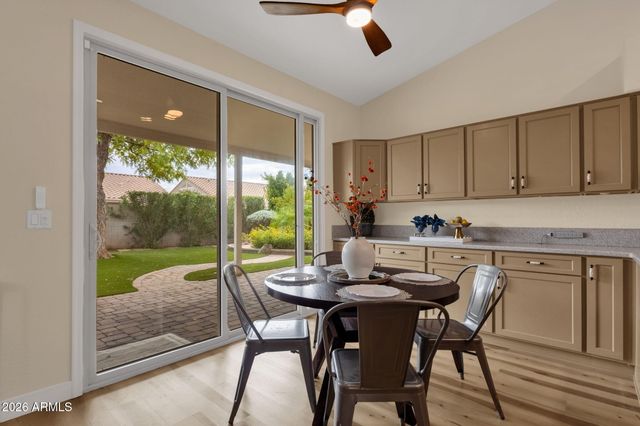 9827 E BLANCHE Drive, Scottsdale, AZ 85260