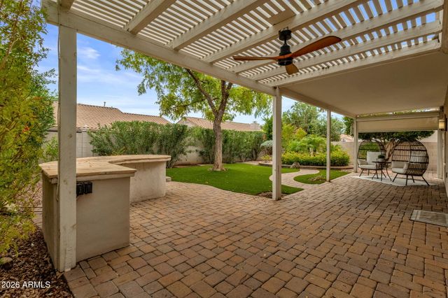9827 E BLANCHE Drive, Scottsdale, AZ 85260