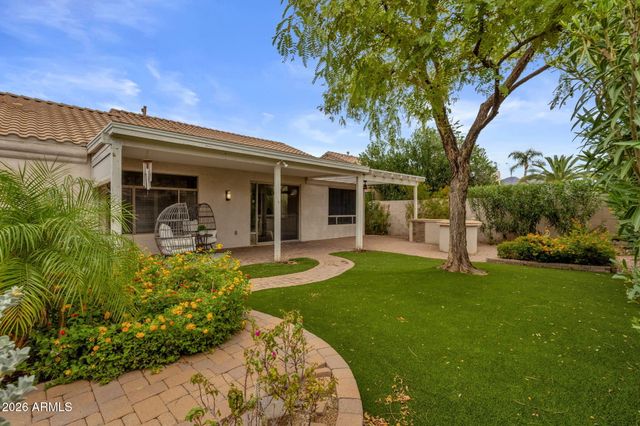 9827 E BLANCHE Drive, Scottsdale, AZ 85260