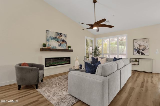 9827 E BLANCHE Drive, Scottsdale, AZ 85260
